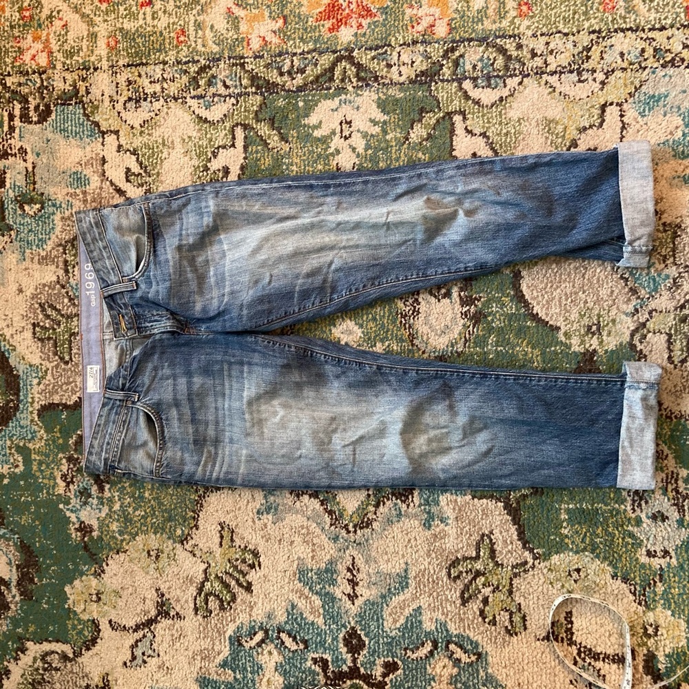 Gap boyfriend jeans. Lower cut. Great condition.